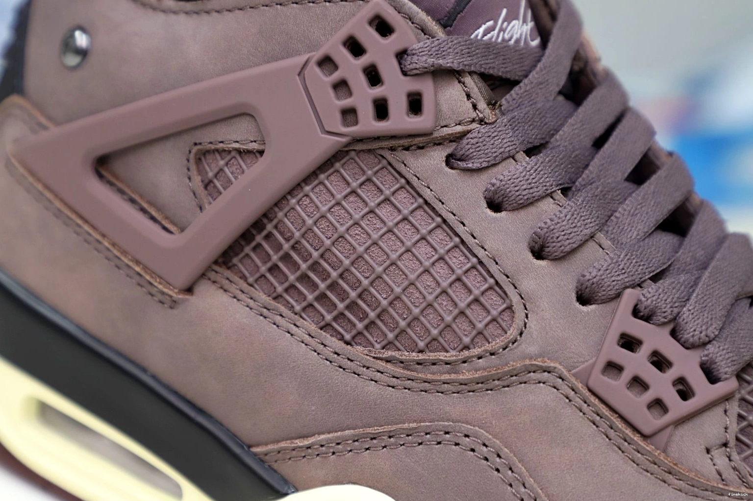 AIR 4 AM JORDAN 1102